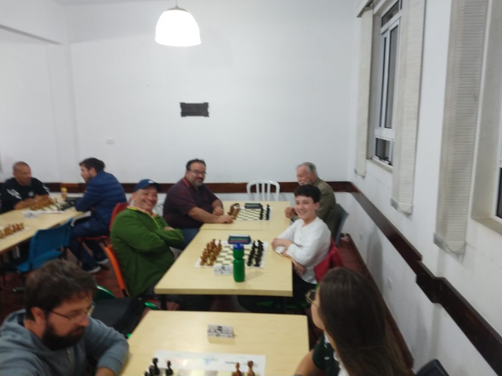 TORNEIO DE BLITZ FESTIVO NO CXC EM 03/07/2019 COM A PRESENÇA DOS