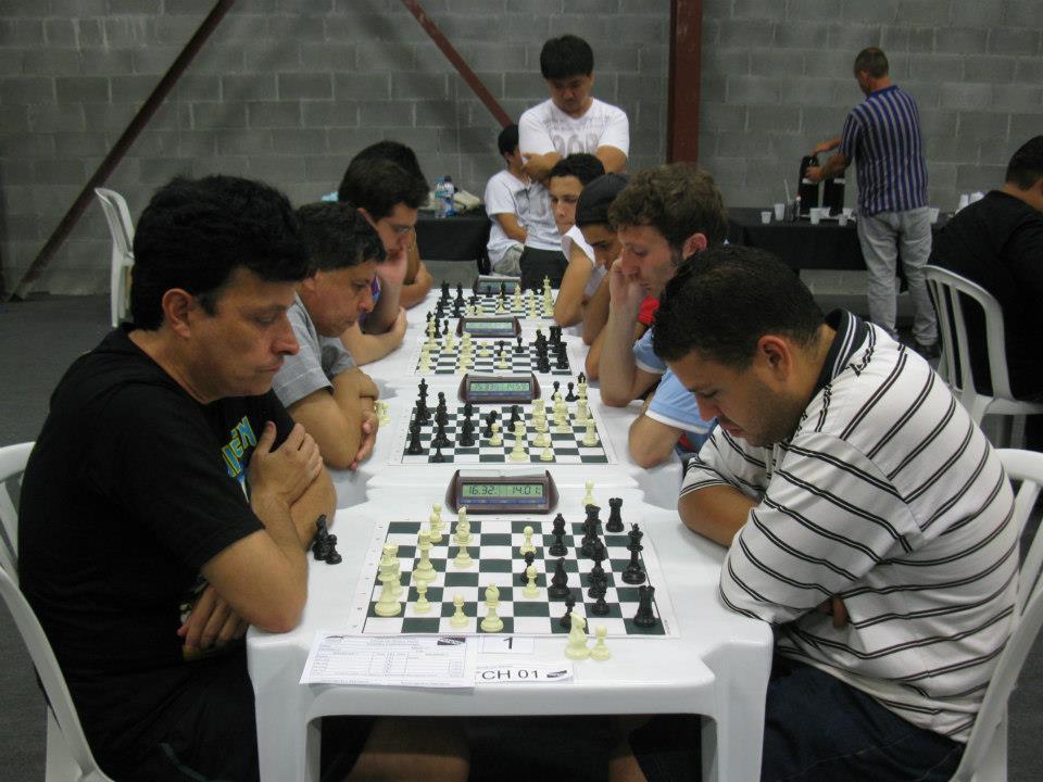 Paulistas dominam Xadrez do JUBs; Paraná também se destaca