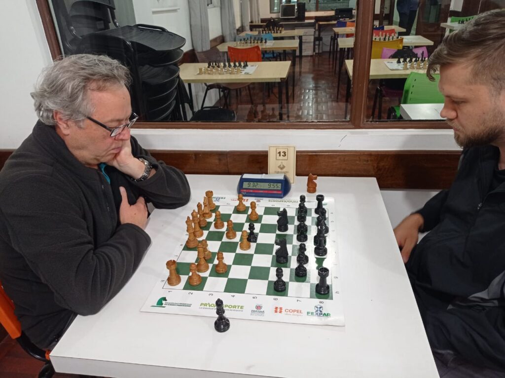 Clube de Xadrez do GDM reuniu-se em torneio híbrido com mais de 50