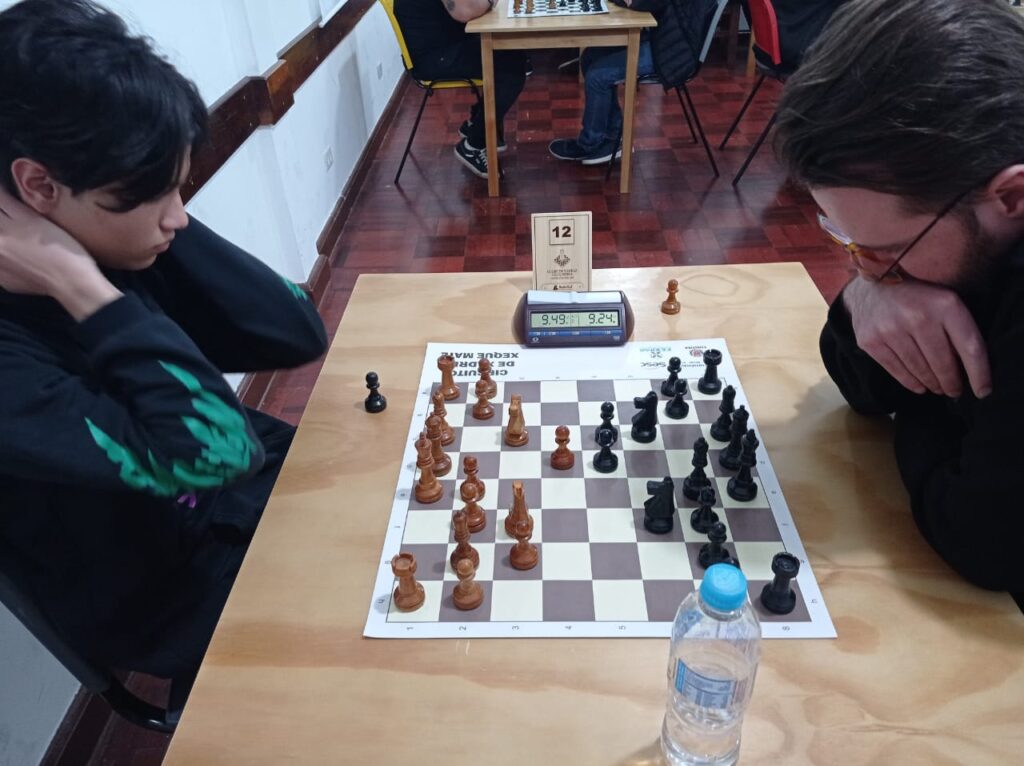 Maycon Whemderson e Heitor Carneiro Fraga ganham TORNEIO DE XADREZ RÁPIDO  CXC 12-11-2022 que homenageou o Novo Campeão Brasileiro Escolar Heitor  Carneiro Fraga – Clube de Xadrez